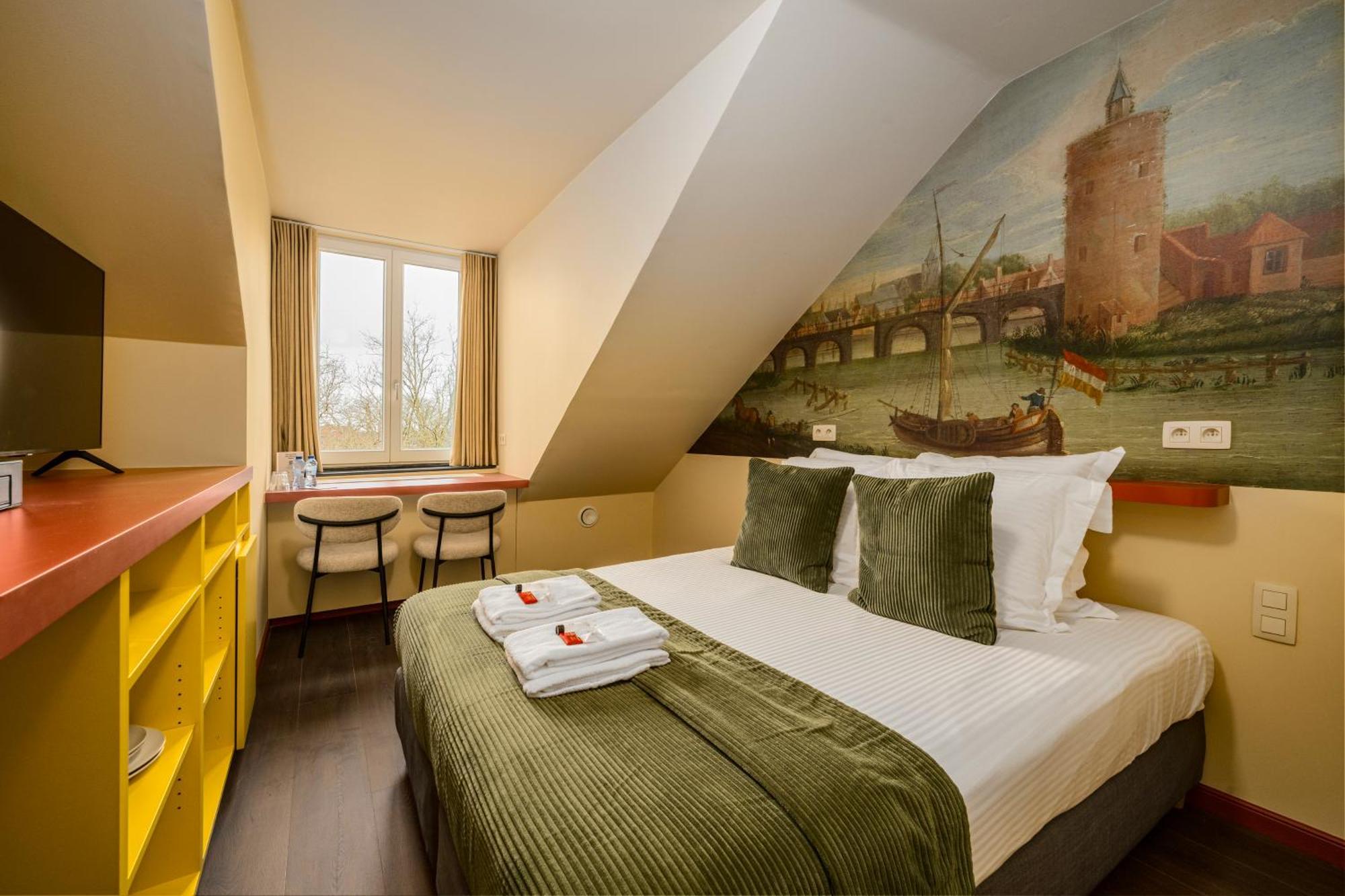 The Queen's Twelve By Romy&travis Aparthotel *